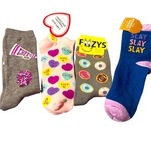 🛍️5/$25 Lot of teen girl socks all new!